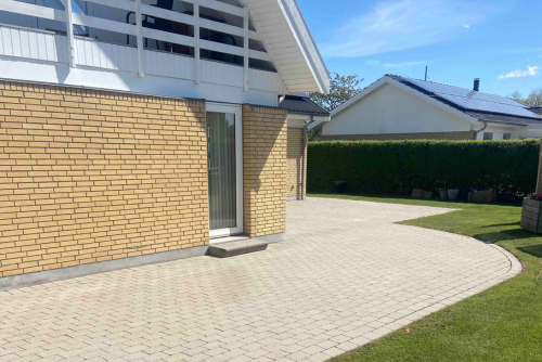 Fliserens indkørsel